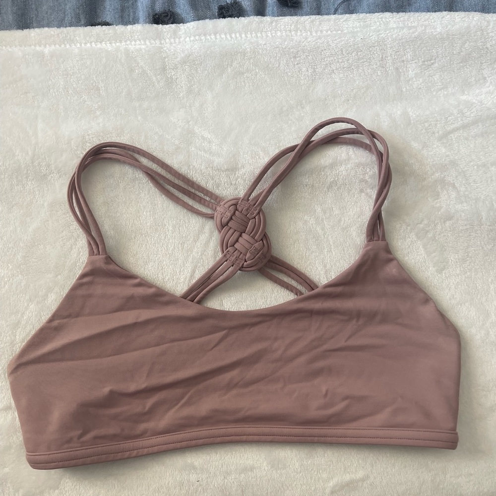 Lululemon Maeve sports bra like new size 8